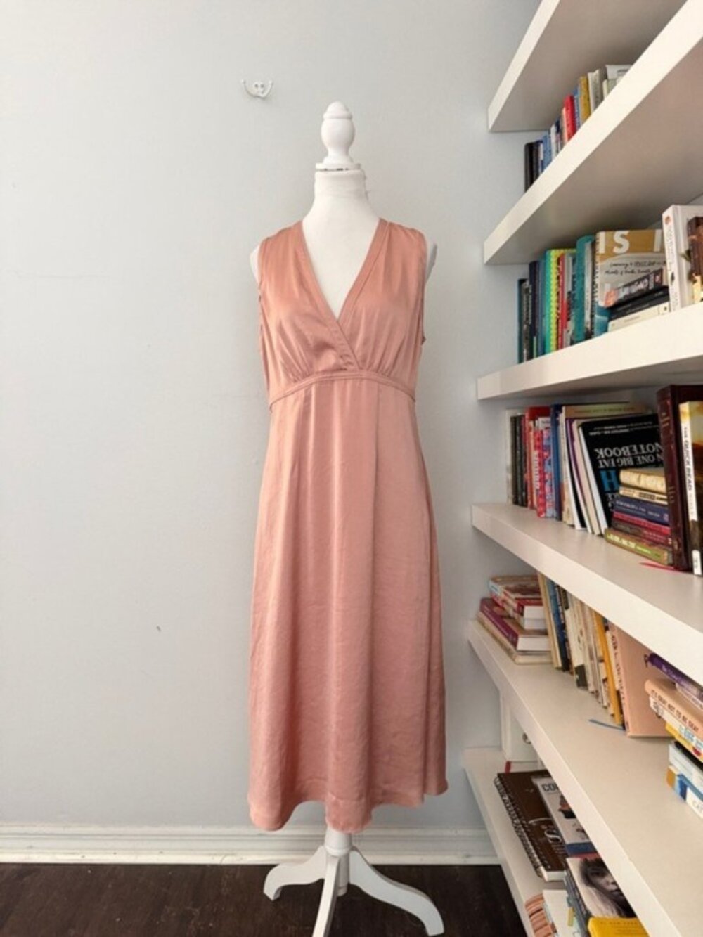 Elie Tahari Dusty Rose V-Neck Midi Dress Everly dress sz 10 NWT